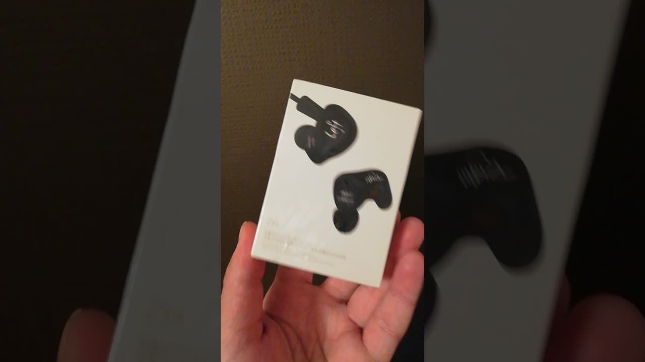 Thumbnail do vídeo Gearbest review of KZ ZS4 IEM no mic option 12072019