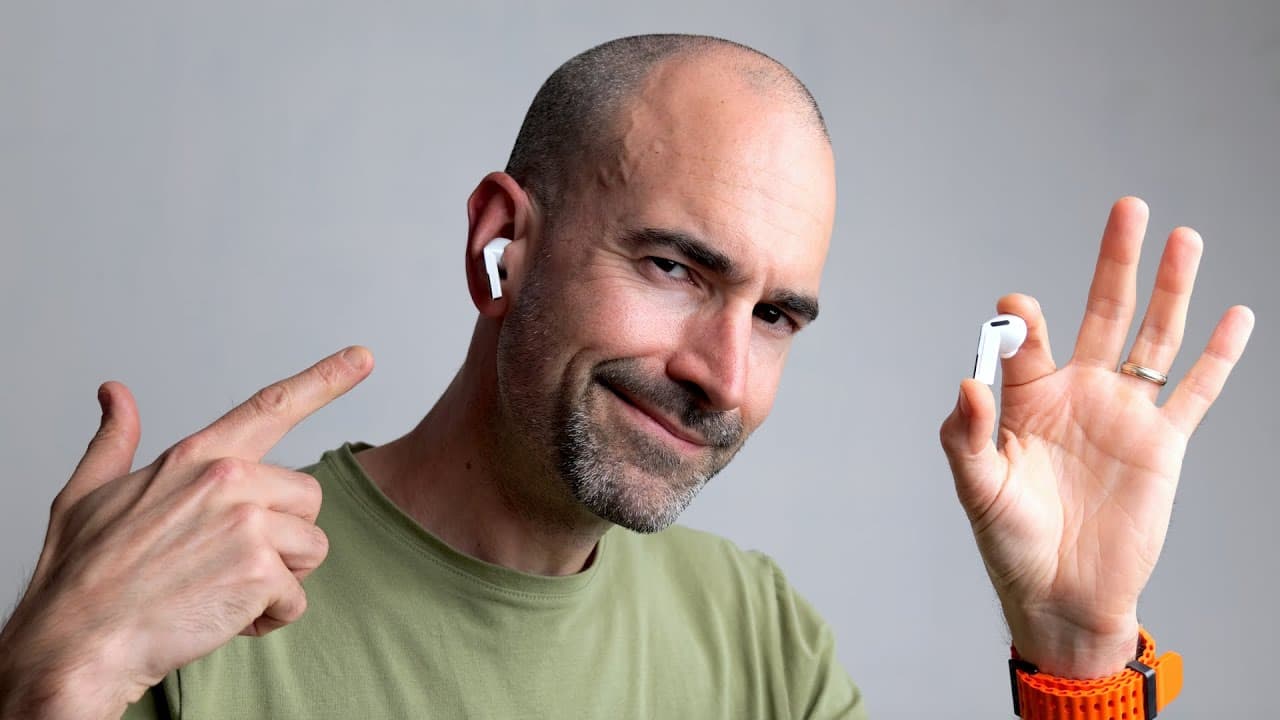 Thumbnail do vídeo Samsung Galaxy Buds 3 Pro Review | Disco Earbuds!