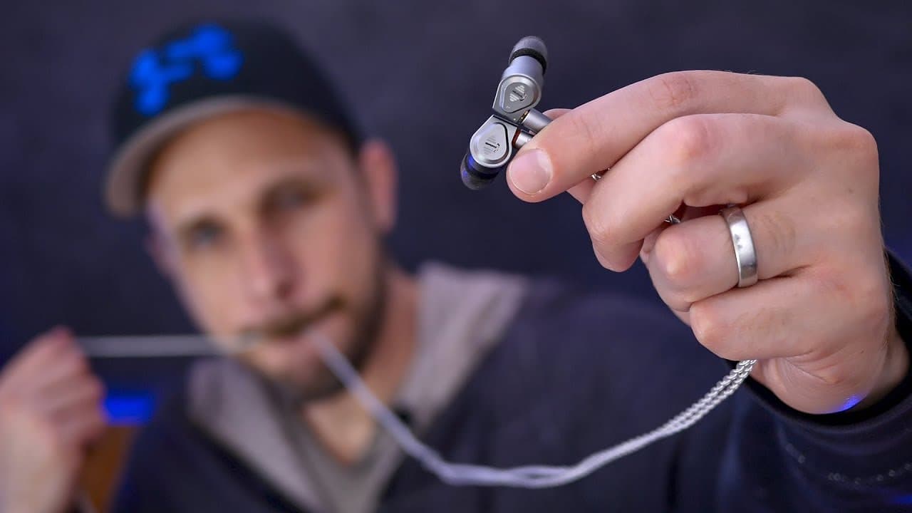 Thumbnail do vídeo Yinyoo V2 Super Review -- vs. KZ and T2