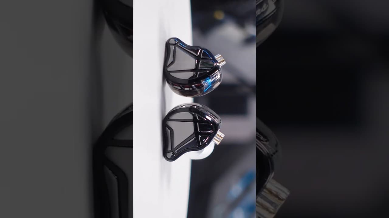Thumbnail do vídeo these IEMs are built for gaming! ➡️ KZ Axas #gaming #pcgaming #iem