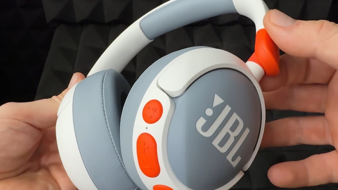 Thumbnail do vídeo JBL Junior N470NC Over-Ear Noise Cancelling Bluetooth Kids Headphones - White Unboxing