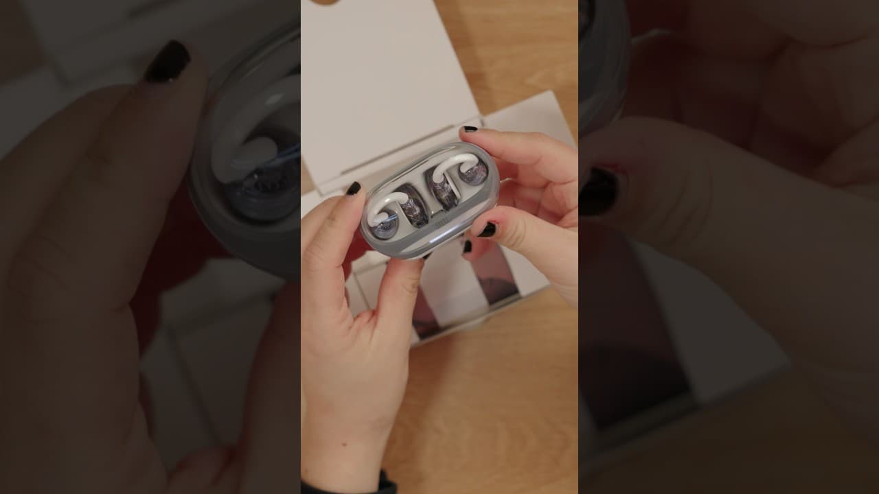 Thumbnail do vídeo Unboxing the new JBL Soundgear Clips!