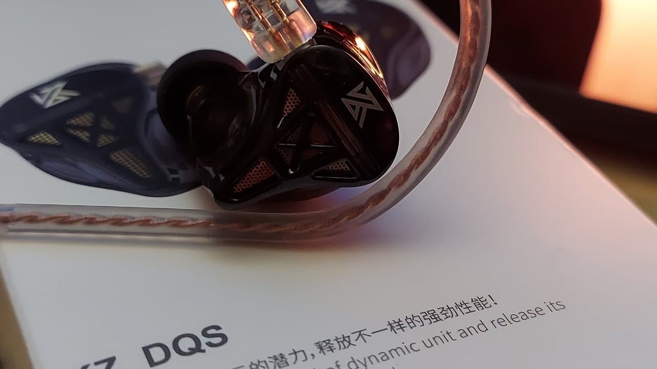 Thumbnail do vídeo KZ DQS first impressions