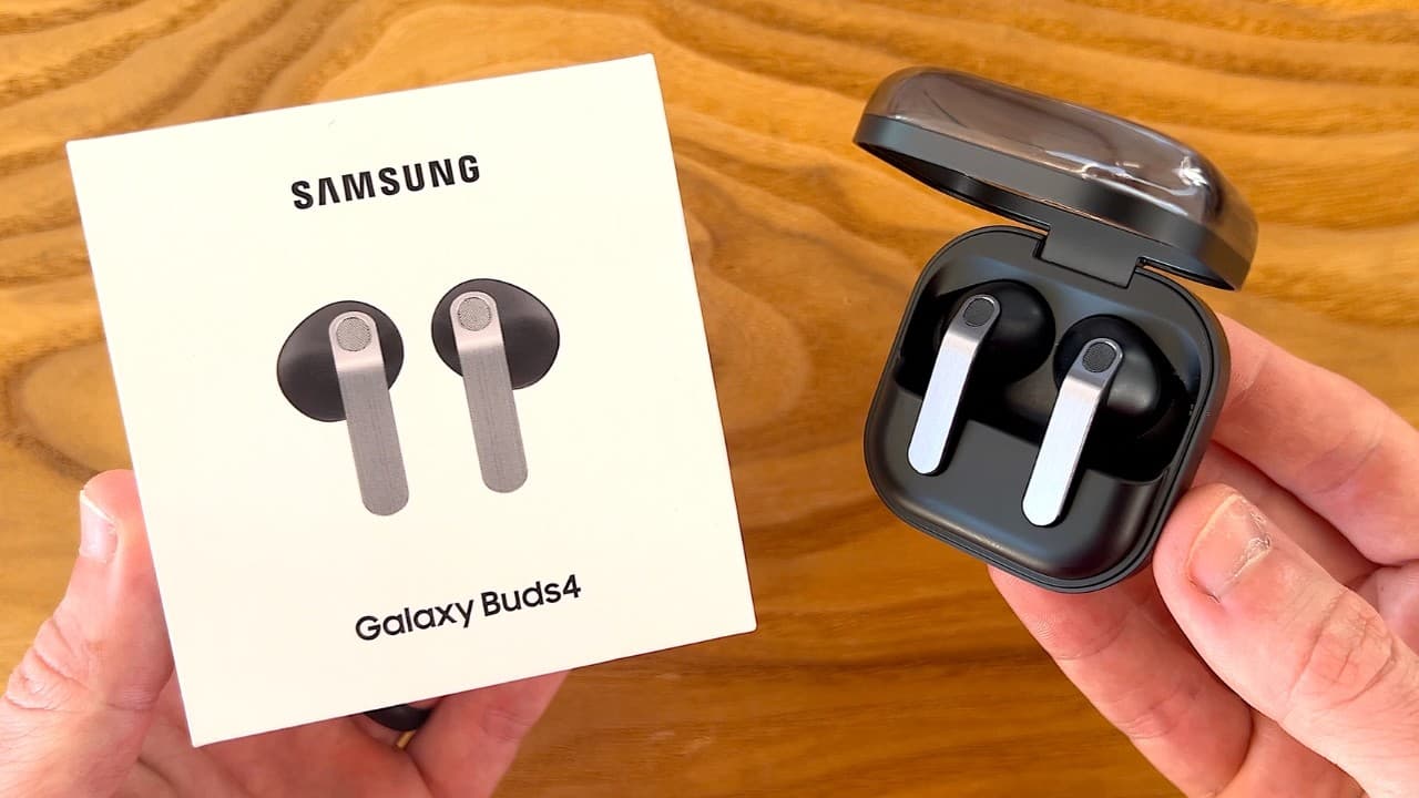 Thumbnail do vídeo Samsung Galaxy Buds 4 Unboxing & First Impressions!