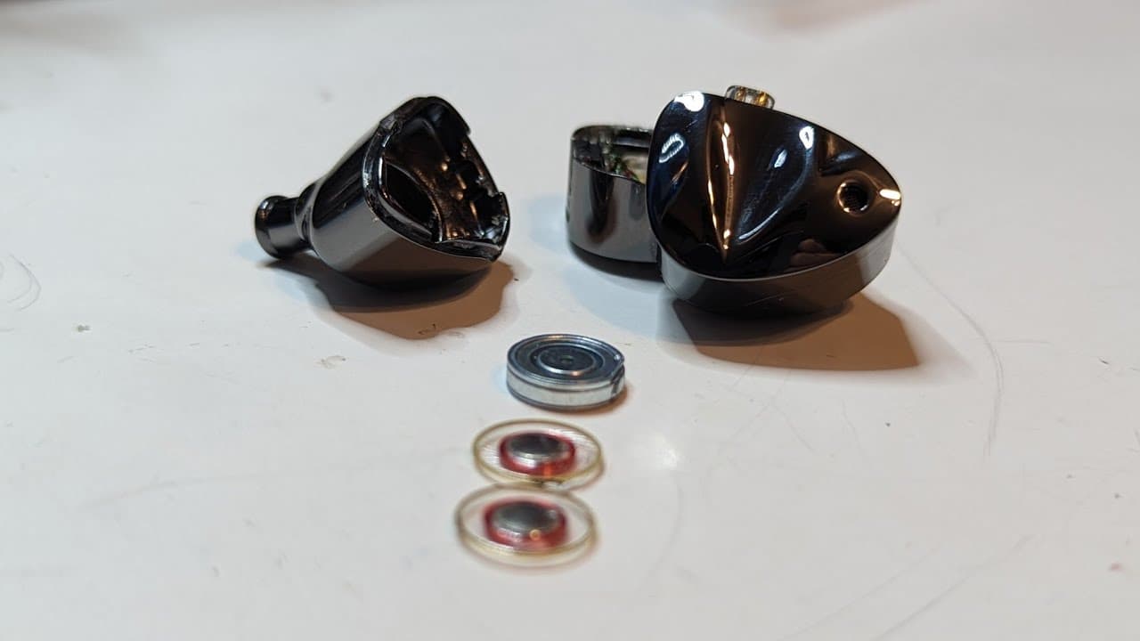 Thumbnail do vídeo KZ D-fi review and teardown. the next evolution of KZ!