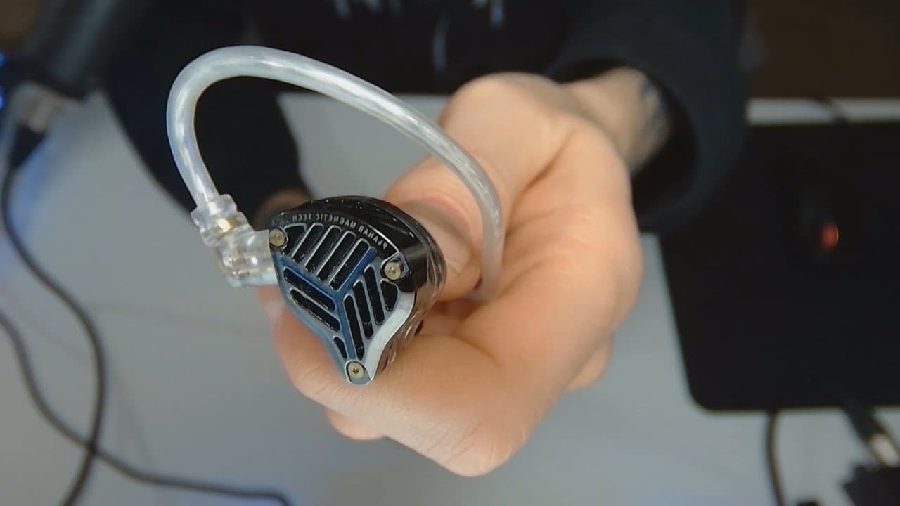 Thumbnail do vídeo Best Planar from KZ yet? - Review of the KZ PRX