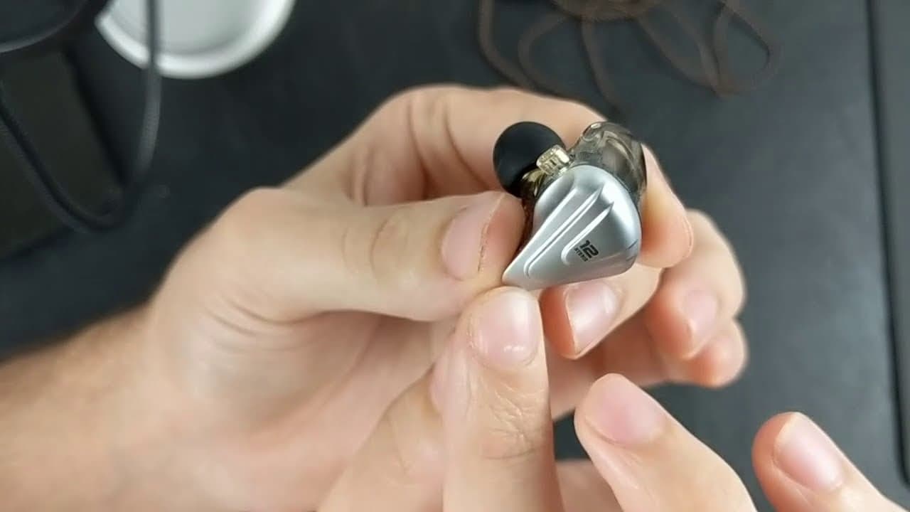 Thumbnail do vídeo KZ ZSX Unboxing & First Impressions - The Armchair Audiophile