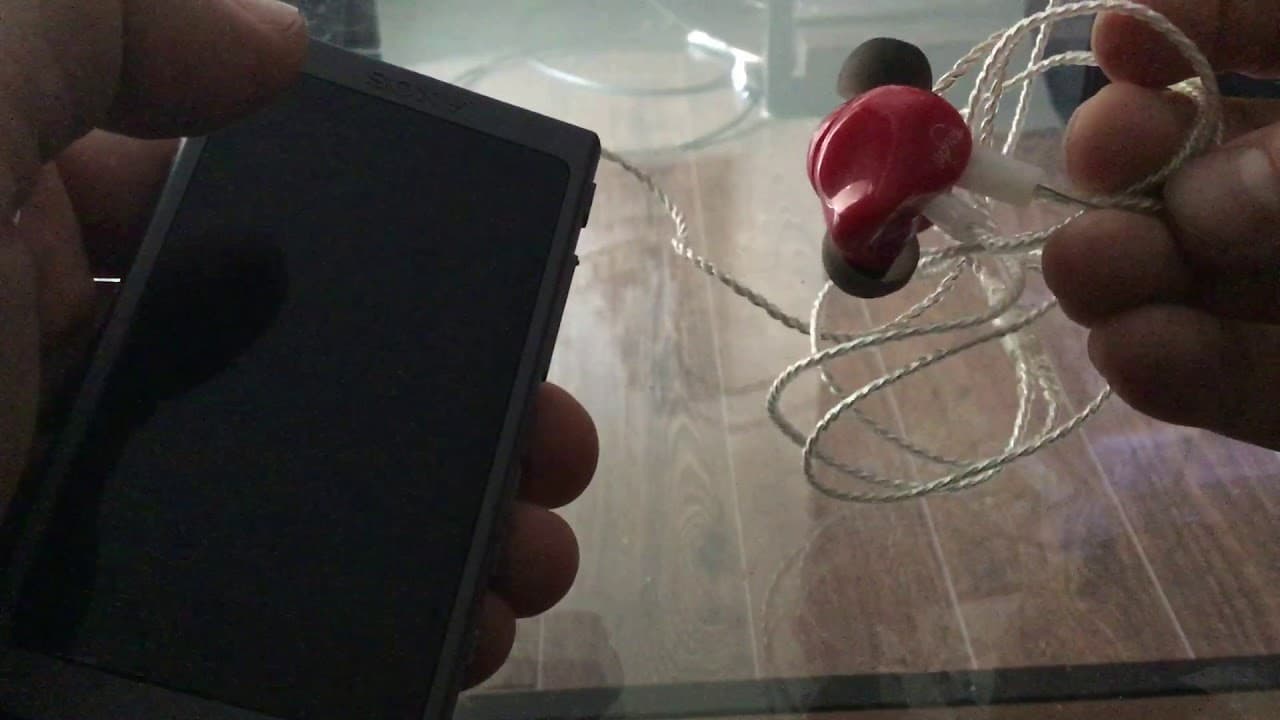 Thumbnail do vídeo REVIEW: KZ ZS4