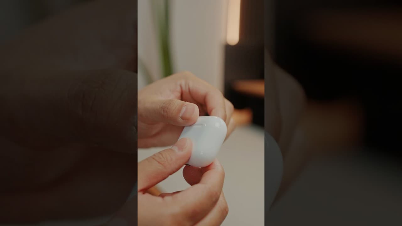 Thumbnail do vídeo 3 Reasons Why I Love The AirPods 4 (and 3 reasons to go for the AirPods Pro 2)