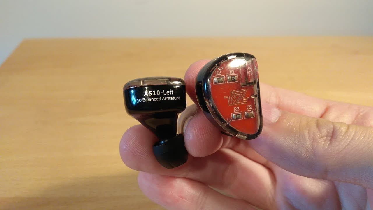 Thumbnail do vídeo KZ AS10 REVIEW - Great 5BA per side earphone from KZ
