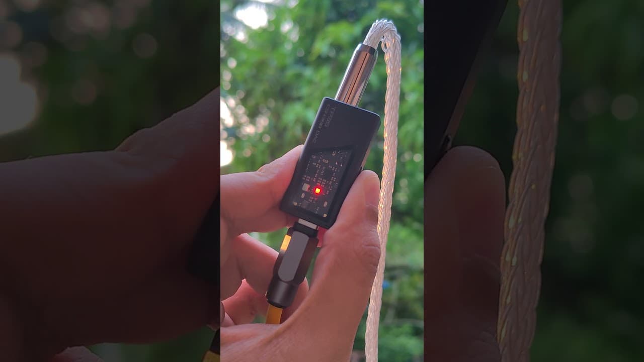 Thumbnail do vídeo This Tiny DAC is amazing!🎶✨