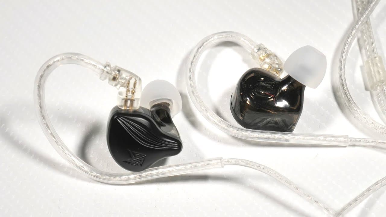 Thumbnail do vídeo KZ ZEX Electrostatic + Dynamic Hybrid IEM - Review!!