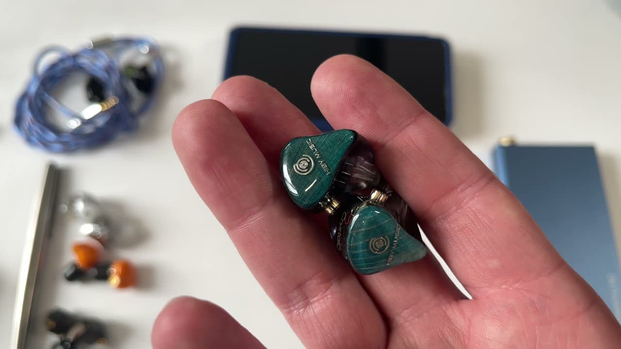 Thumbnail do vídeo BA Earphone Comparison! What's Best? KZ AST vs Kiwi Ears vs Kinera Skuld vs Campfire Audio Satsuma