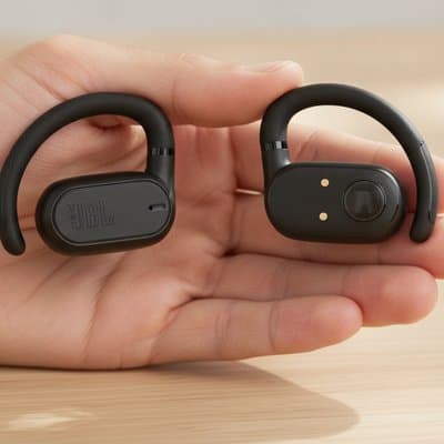 JBL Soundgear Sense: in_hand