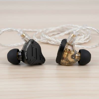 KZ ZS10 PRO: side